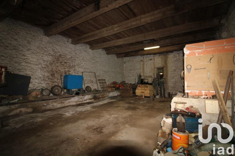 Maison - 400 m² - 1 pièce