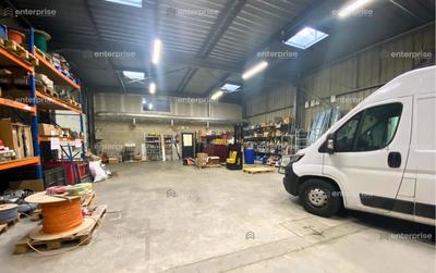 Local d'activité / Entrepôt - 604 m²