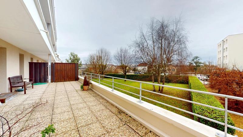 Appartement - 89 m² - 4 pièces