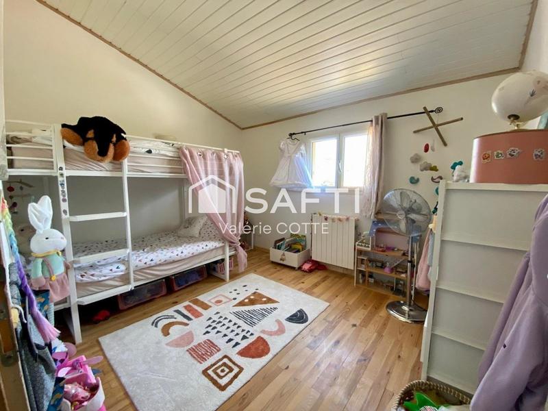 Villa - 360 m² - 9 pièces