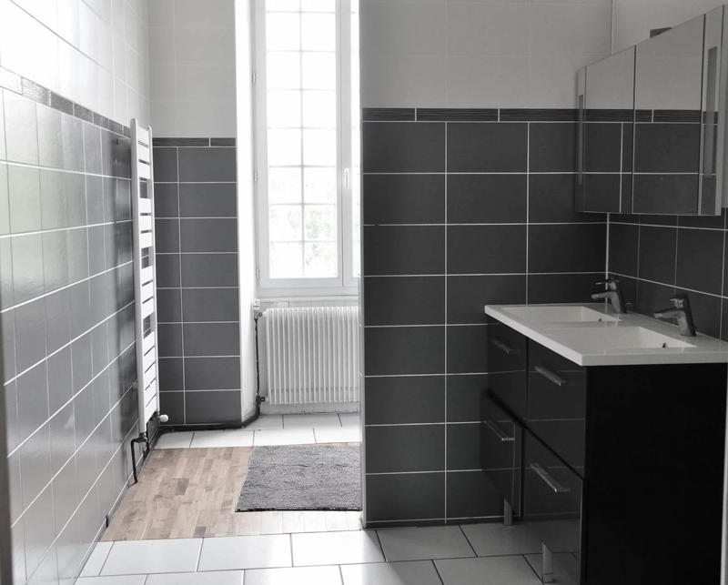 Maison - 240 m² - 10 pièces