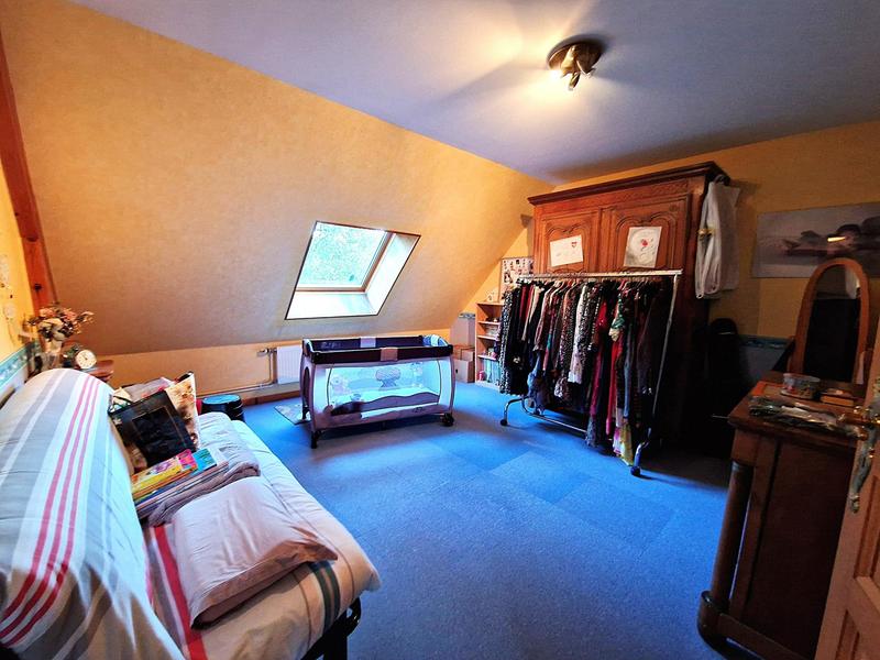 Maison - 180 m² - 7 pièces