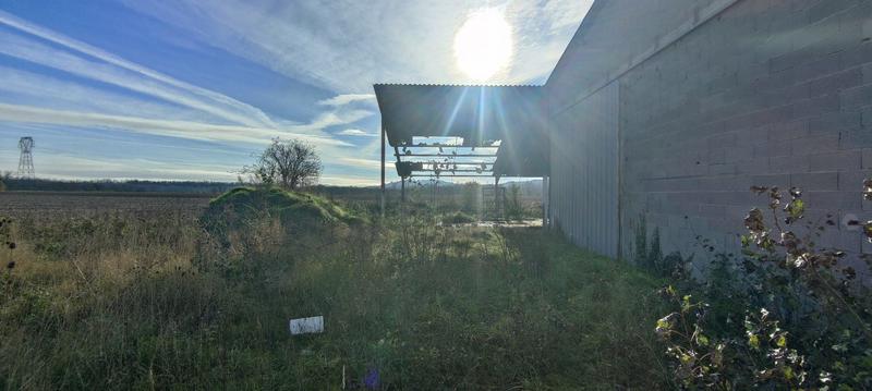 Maison ancienne - 550 m² - 2 pièces