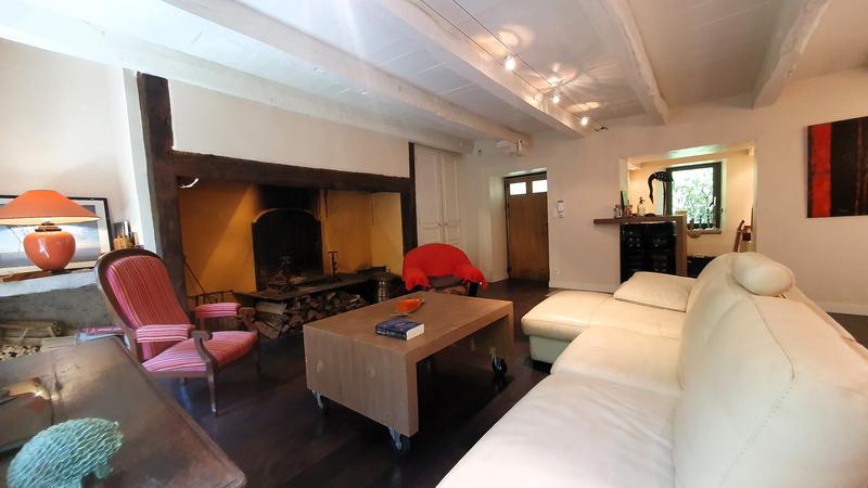 Moulin - 218 m² - 8 pièces