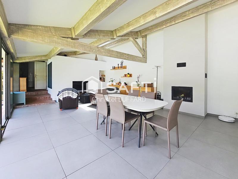 Maison - 110 m² - 5 pièces