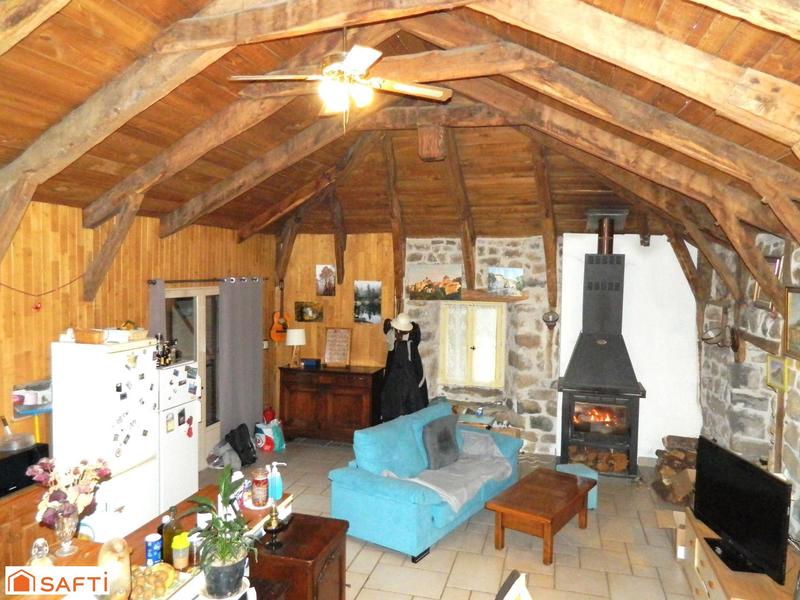Maison - 90 m² - 4 pièces