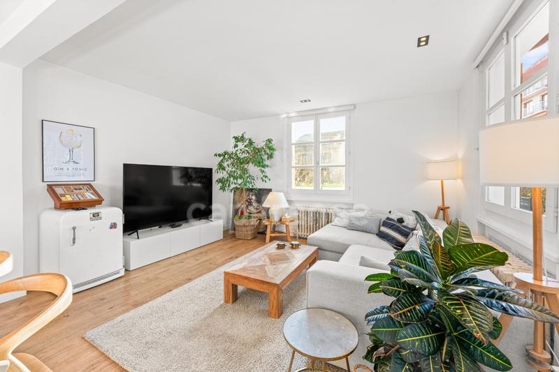 Maison - 207 m² - 6 pièces