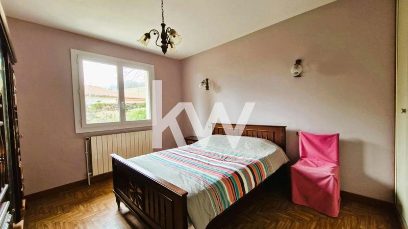 Villa - 111 m² - 4 pièces