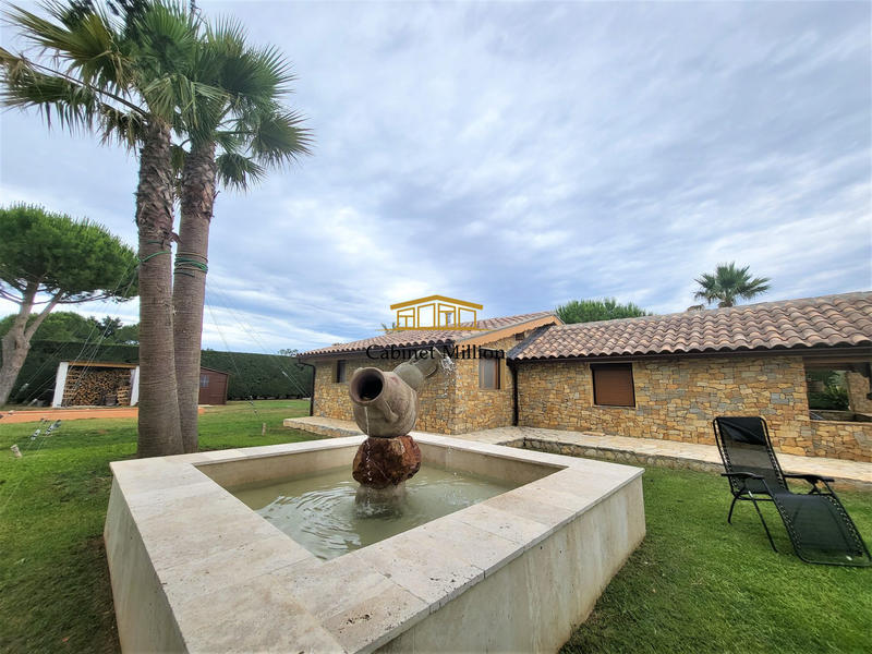 Mas - 150 m² - 6 pièces