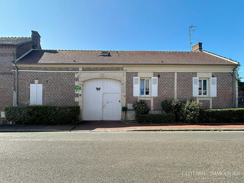 Maison - 200 m² - 10 pièces