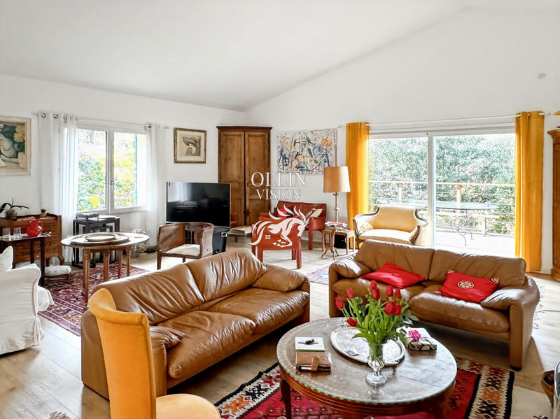 Villa - 192 m² - 7 pièces