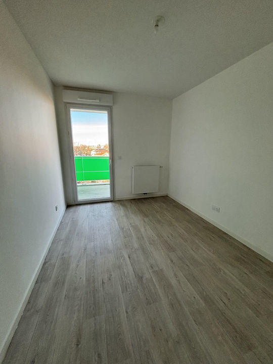Appartement - 84 m² - 4 pièces