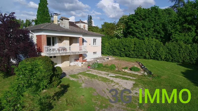 Maison de village - 90 m² - 5 pièces