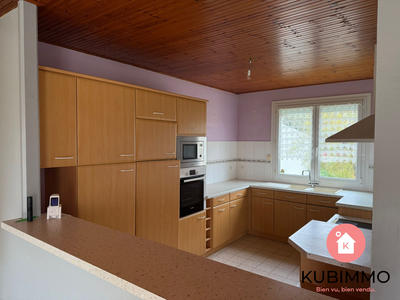 Maison traditionnelle - 105 m² - 3 pièces