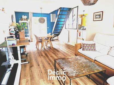 Maison - 102 m² - 6 pièces