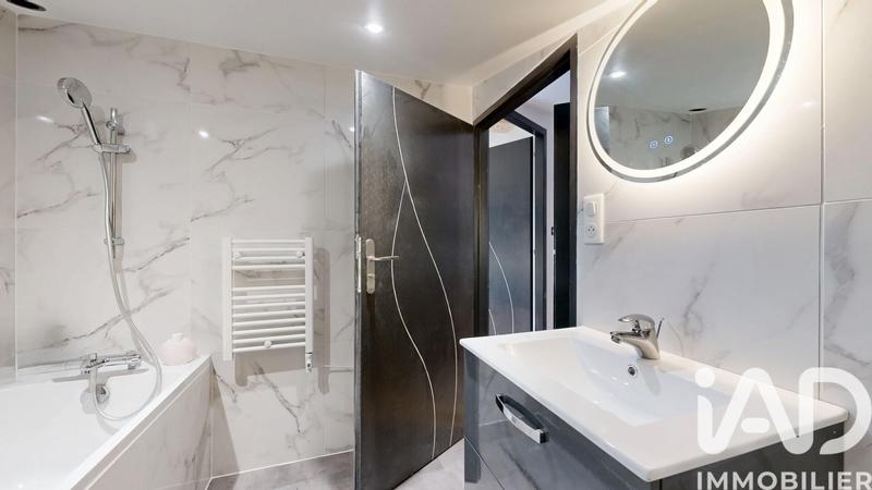 Maison de ville - 98 m² - 5 pièces