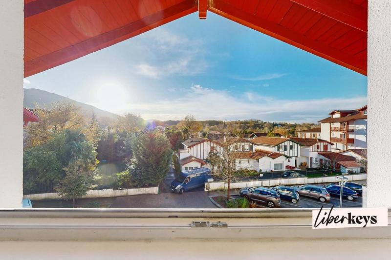 Appartement - 133 m² - 4 pièces