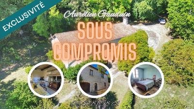 Maison - 94 m² - 5 pièces