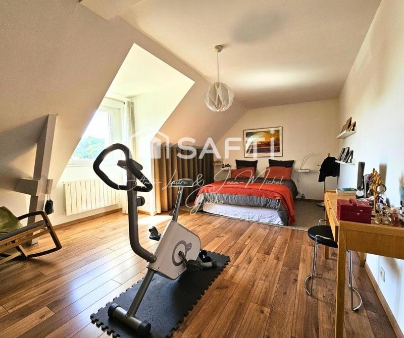 Appartement - 170 m² - 5 pièces