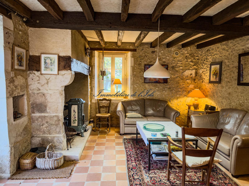 Maison - 300 m² - 11 pièces