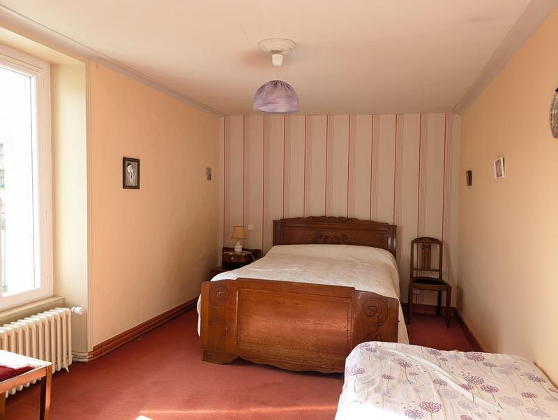 Longère - 197 m² - 9 pièces