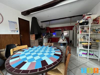 Maison - 153 m² - 6 pièces