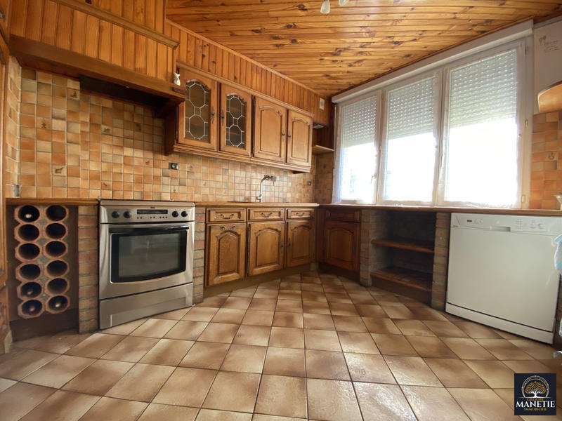 Maison - 97 m² - 6 pièces