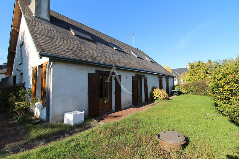 Maison - 250 m² - 6 pièces