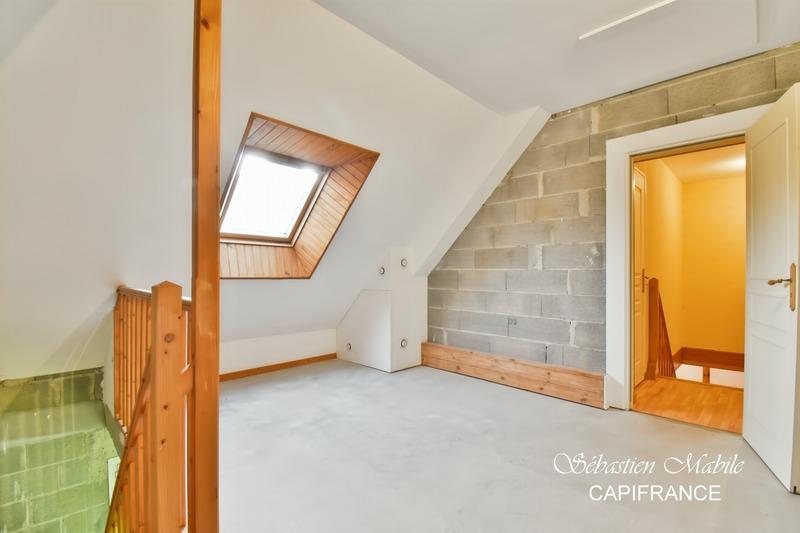 Maison - 102 m² - 5 pièces