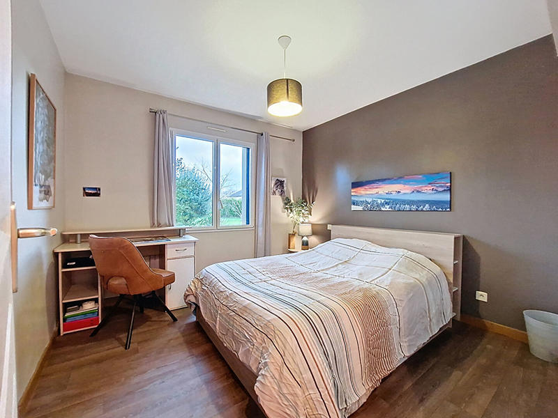 Maison - 162 m² - 8 pièces