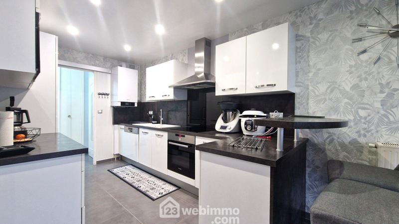 Maison - 122 m² - 5 pièces