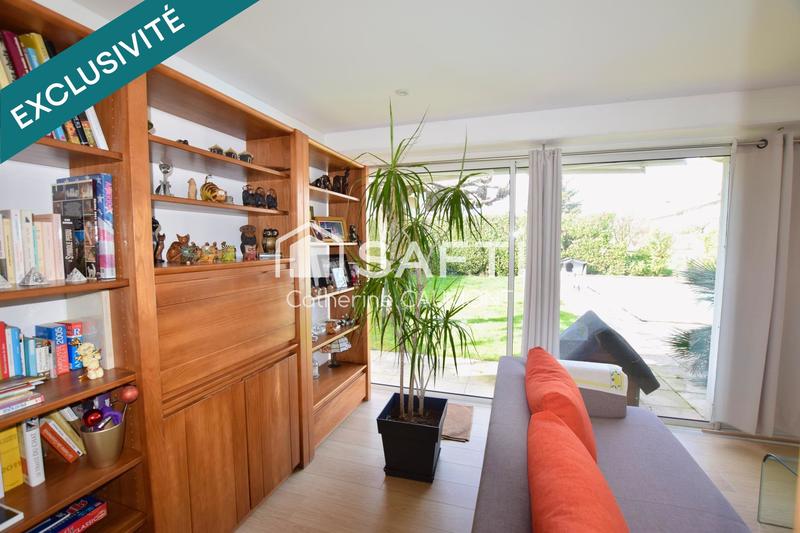 Maison - 246 m² - 10 pièces