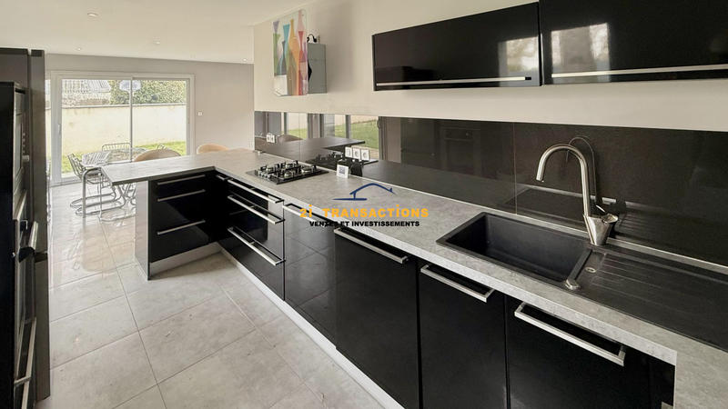 Maison - 124 m² - 5 pièces