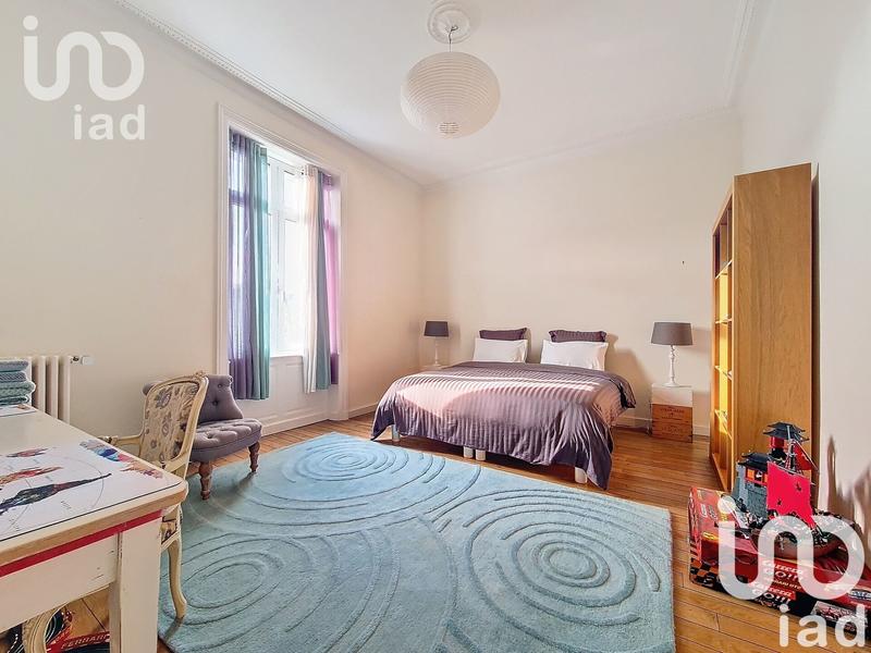 Maison - 480 m² - 11 pièces