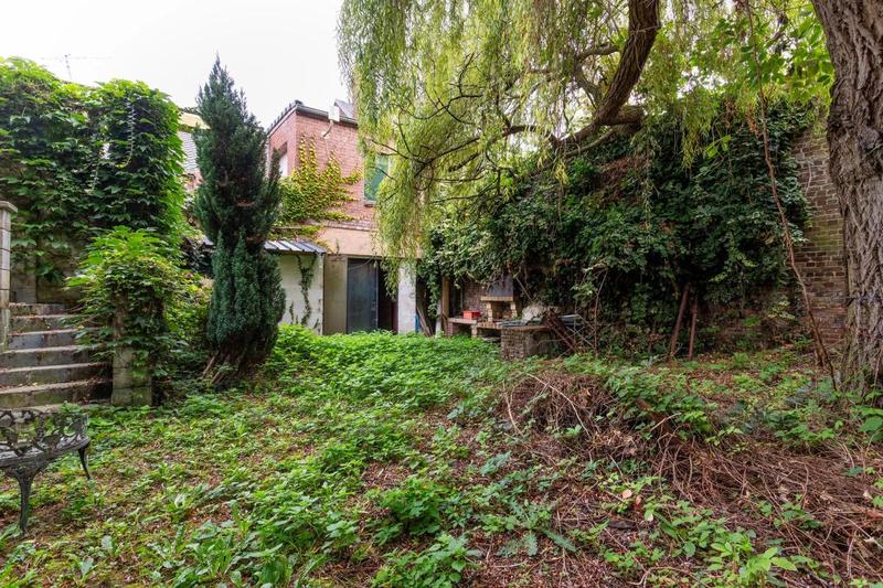 Maison de ville - 240 m² - 10 pièces