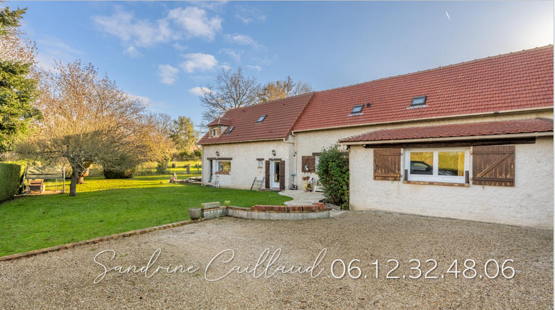 Maison - 219 m² - 10 pièces