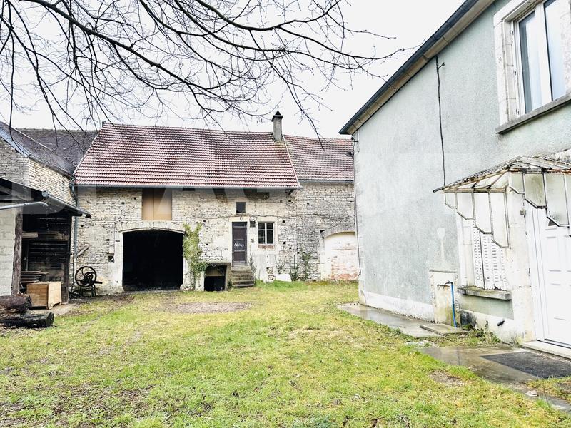 Corps de ferme - 179 m² - 8 pièces