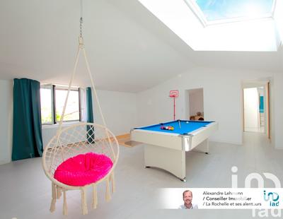 Maison - 202 m² - 6 pièces