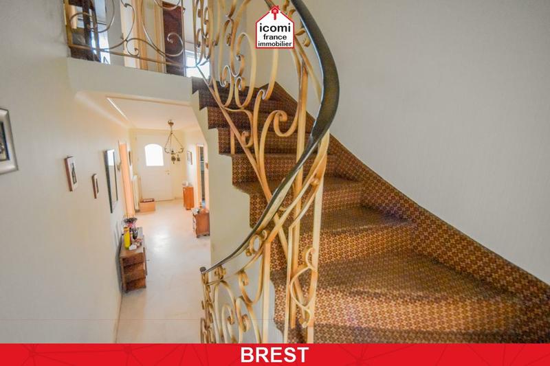 Maison - 125 m² - 7 pièces