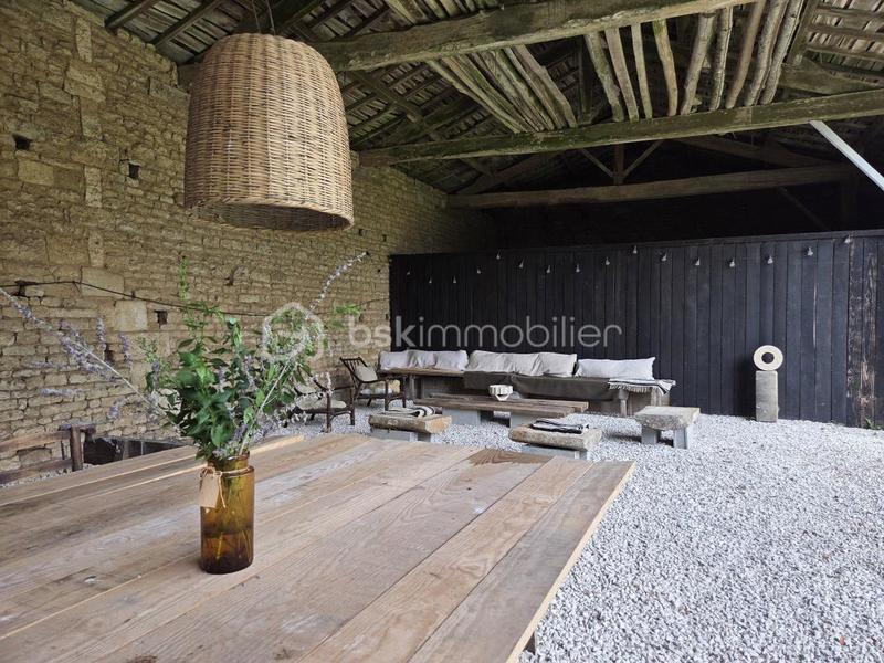 Maison en pierre - 160 m² - 6 pièces