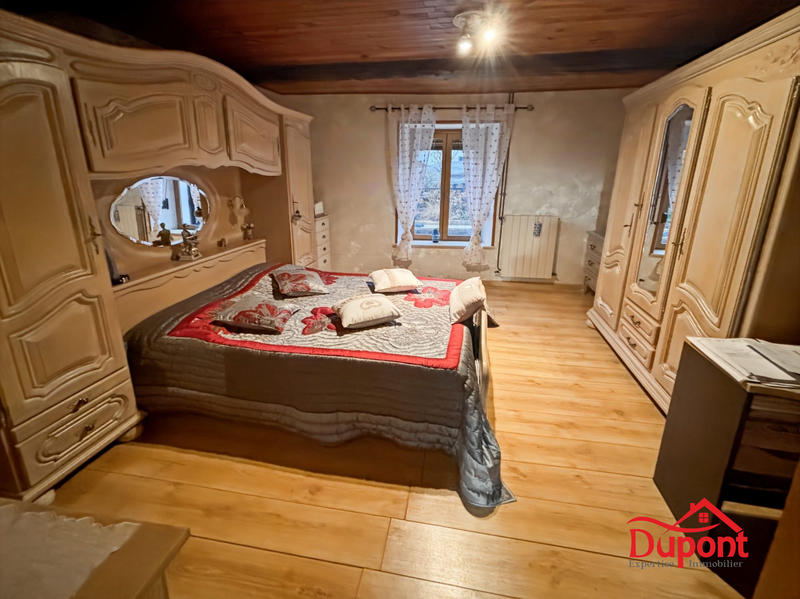 Maison - 187 m² - 6 pièces