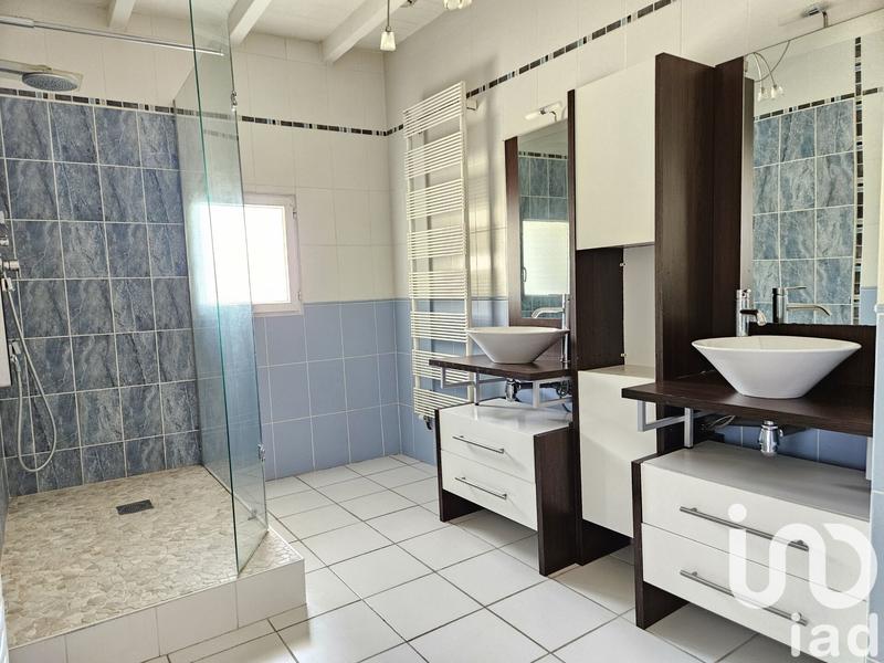 Maison - 199 m² - 6 pièces