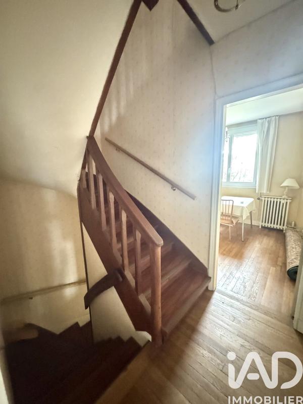 Maison - 140 m² - 8 pièces