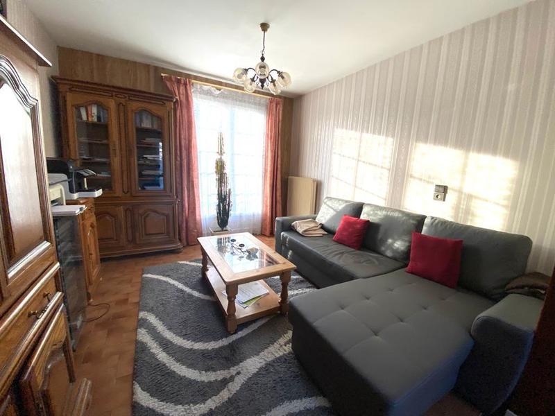 Maison - 90 m² - 5 pièces