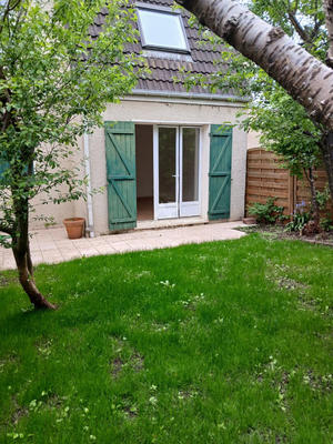 Maison - 94 m² - 6 pièces