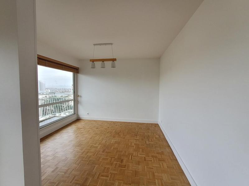 Appartement - 99 m² - 5 pièces