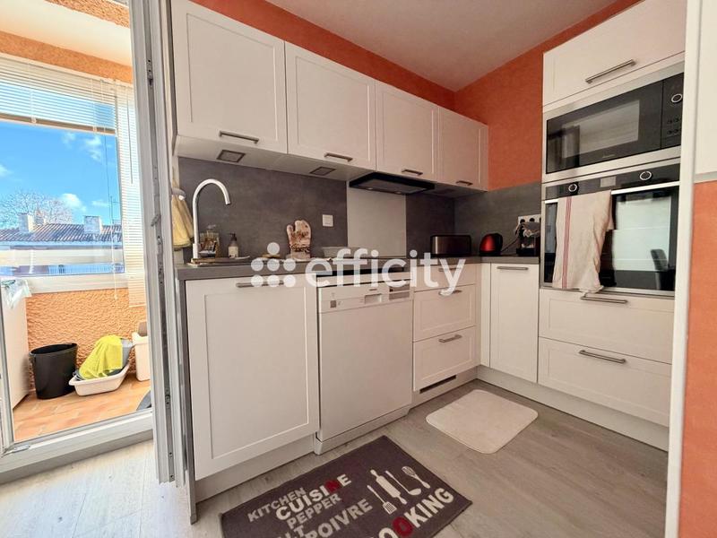 Appartement - 100 m² - 4 pièces