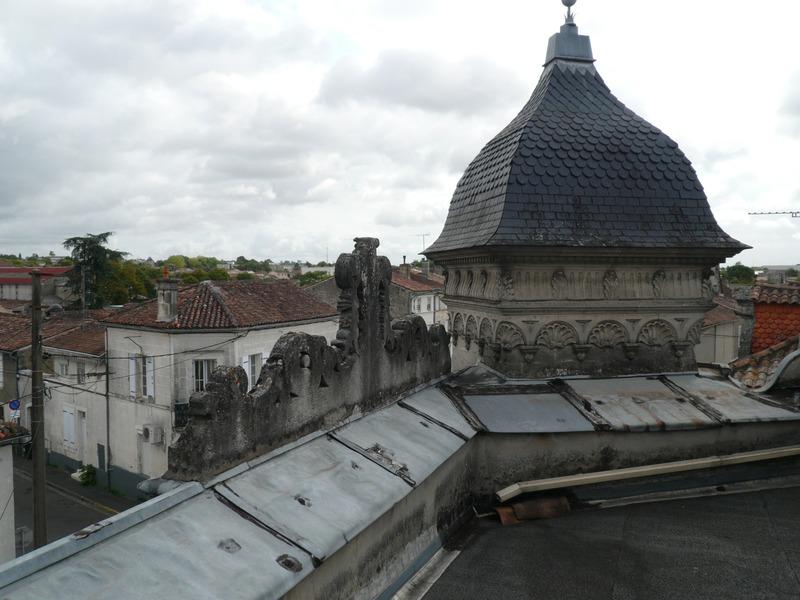 Maison bourgeoise - 230 m² - 9 pièces