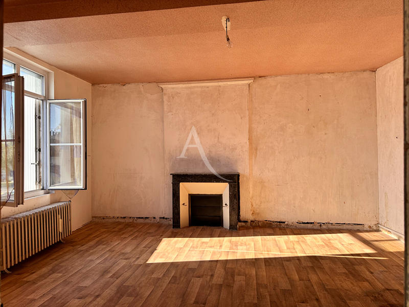 Maison - 187 m² - 6 pièces