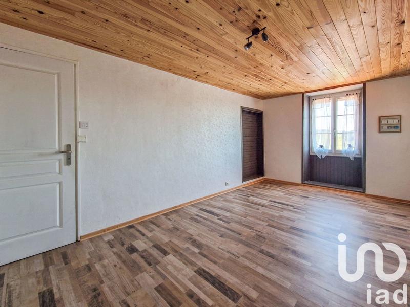 Maison - 220 m² - 9 pièces